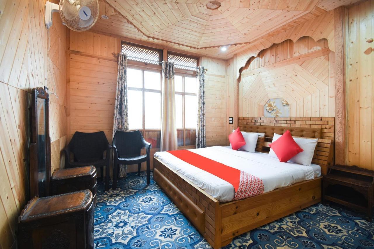 Oyo 66637 Merlin Group Of Houseboats Hotel Srīnagar Екстериор снимка