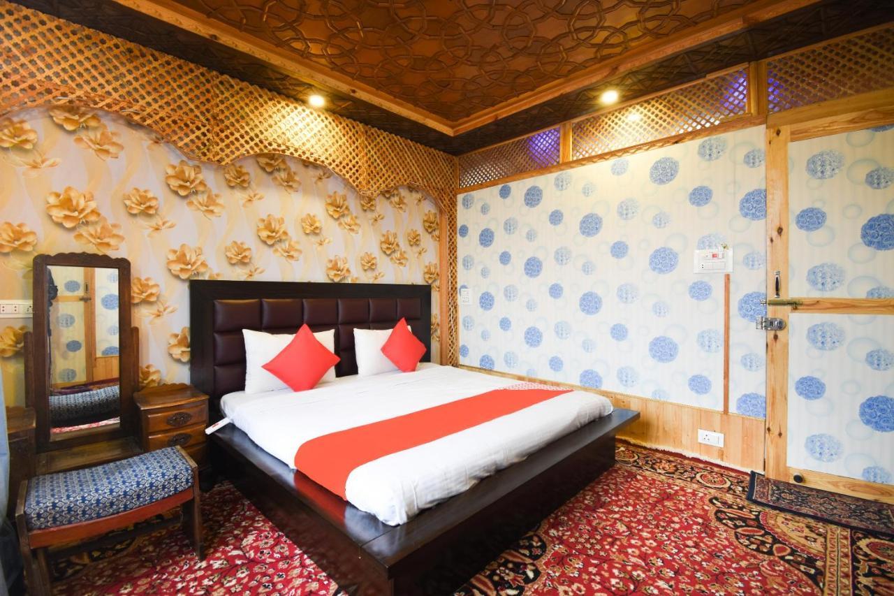 Oyo 66637 Merlin Group Of Houseboats Hotel Srīnagar Екстериор снимка