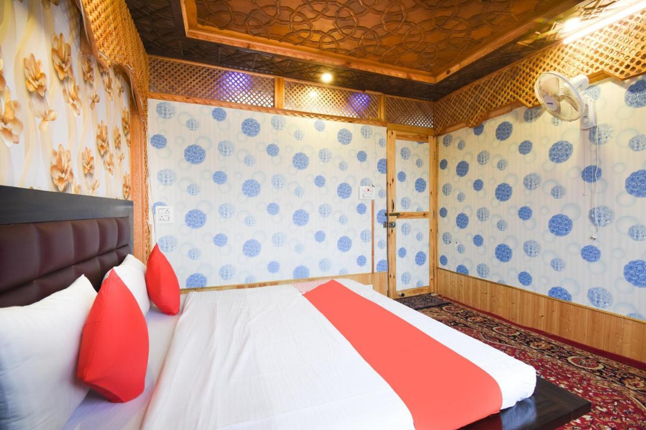 Oyo 66637 Merlin Group Of Houseboats Hotel Srīnagar Екстериор снимка