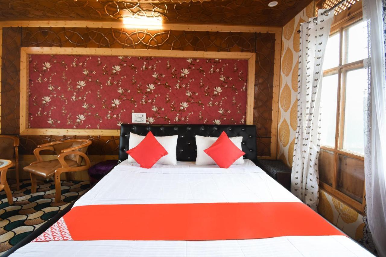 Oyo 66637 Merlin Group Of Houseboats Hotel Srīnagar Екстериор снимка